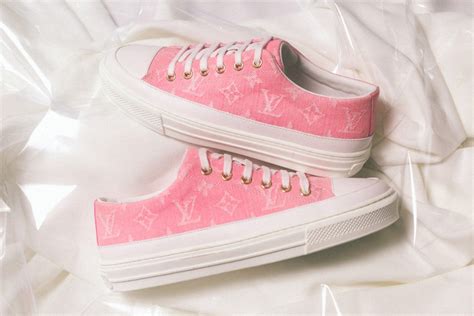 louis vuitton pink shoes men